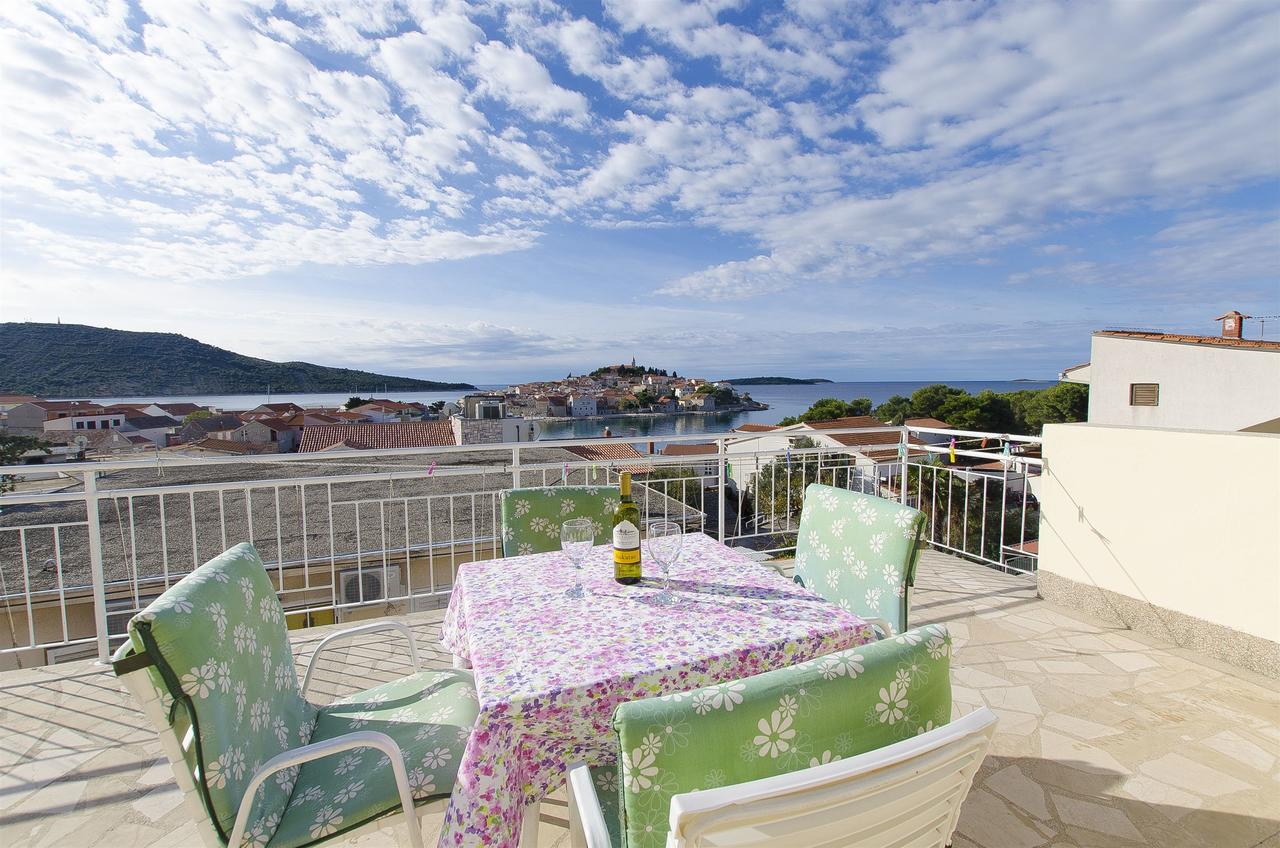Apartment Josipa Примоштен Екстер'єр фото